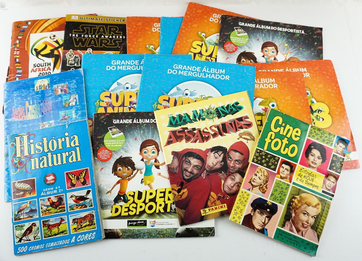 Cadernetas de cromos, diversos assuntos